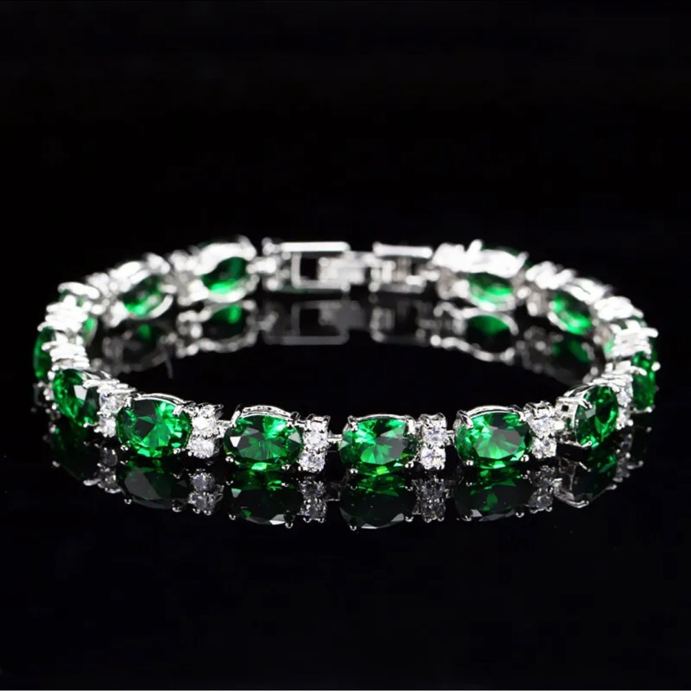 Sterling Silver Emerald Green Tennis Bracelet
